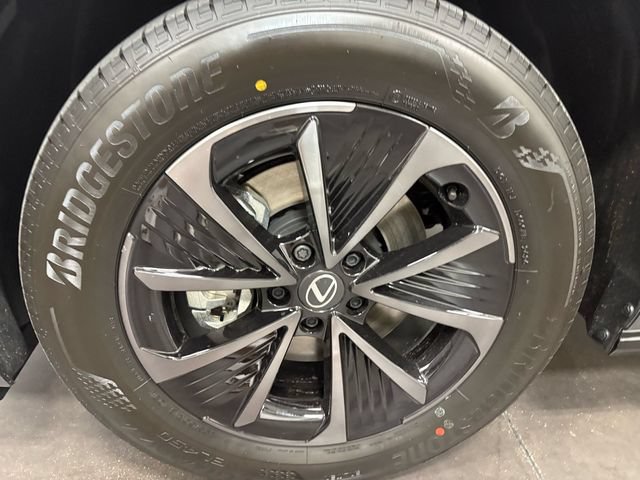 New 2026 Lexus RZ 350e 2WD w/ Accessory Package (2T) image 10