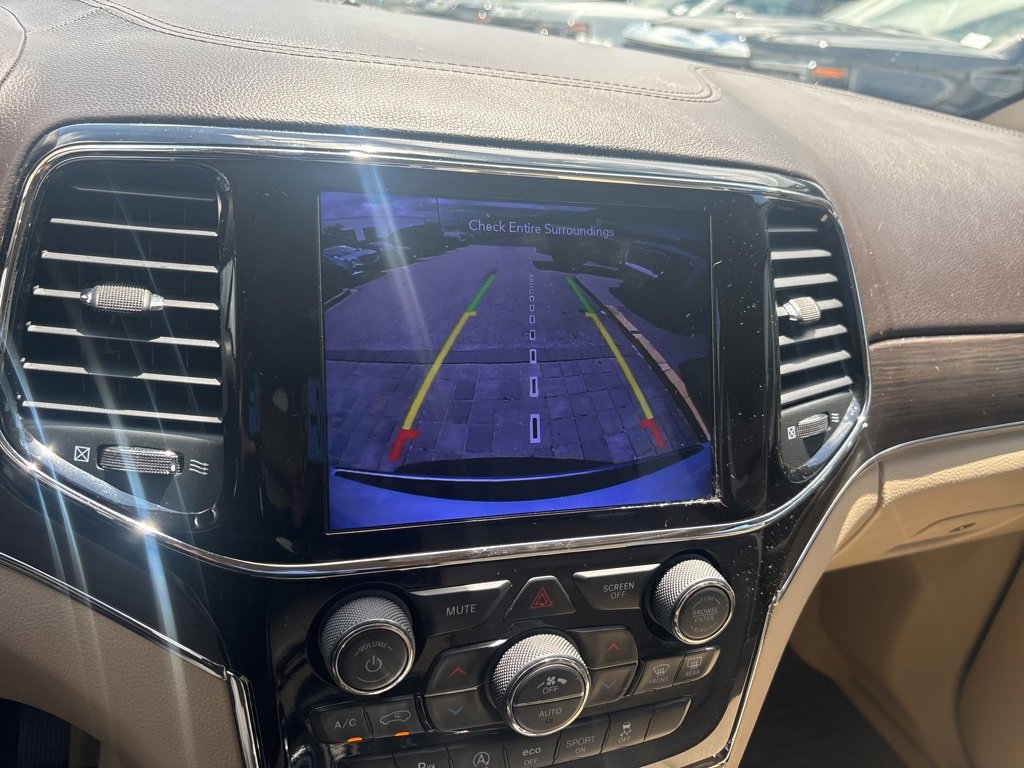 Used 2021 Jeep Grand Cherokee Overland w/ Trailer Tow Group IV image 31