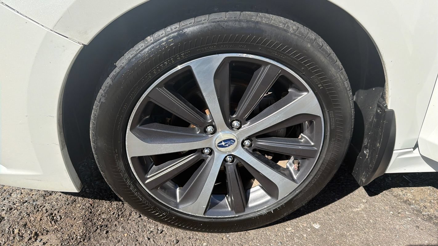 Used 2015 Subaru Legacy 2.5i Limited AWD/4WD image 25