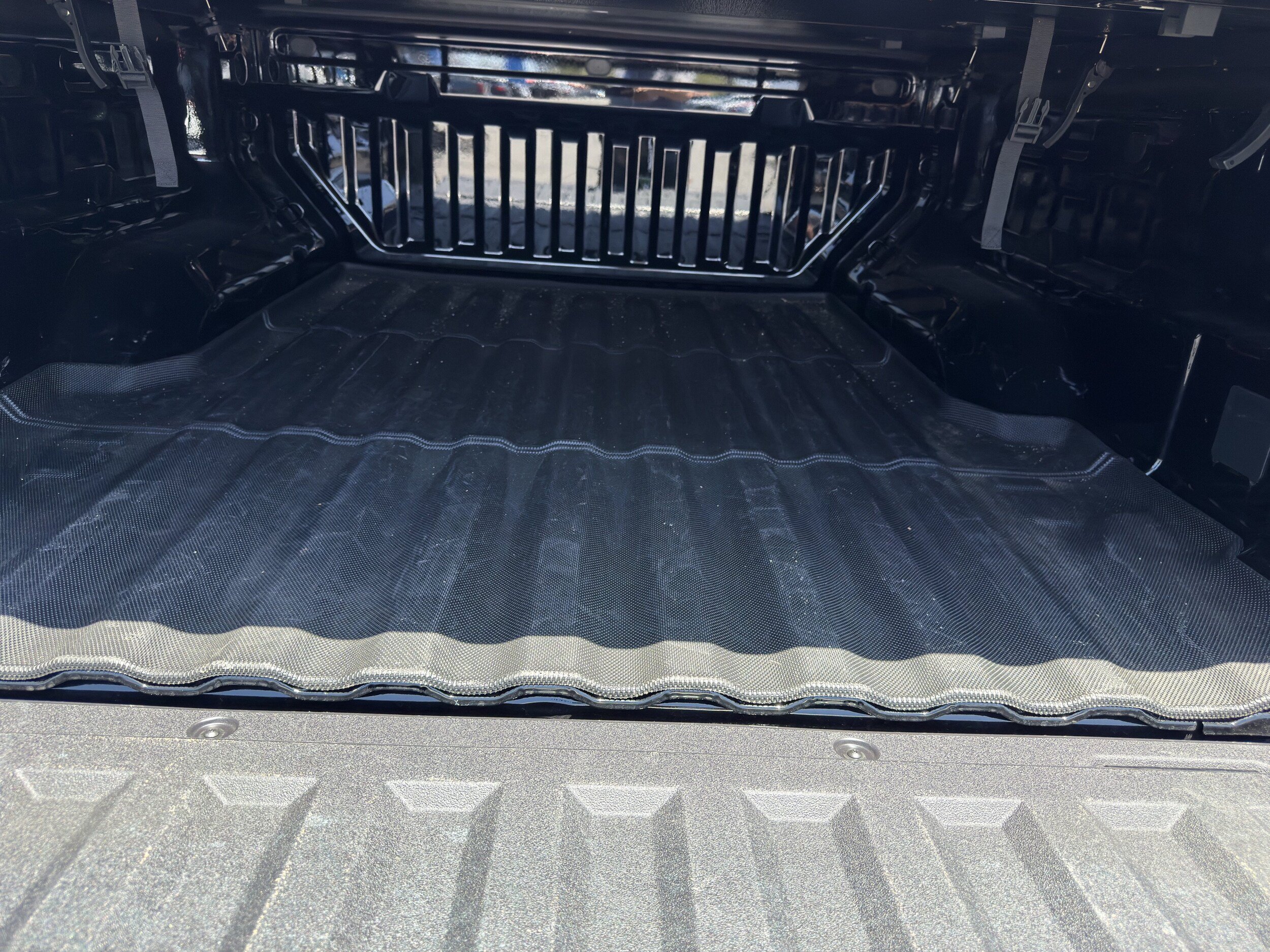 Used 2026 Chevrolet Colorado LT RWD image 18