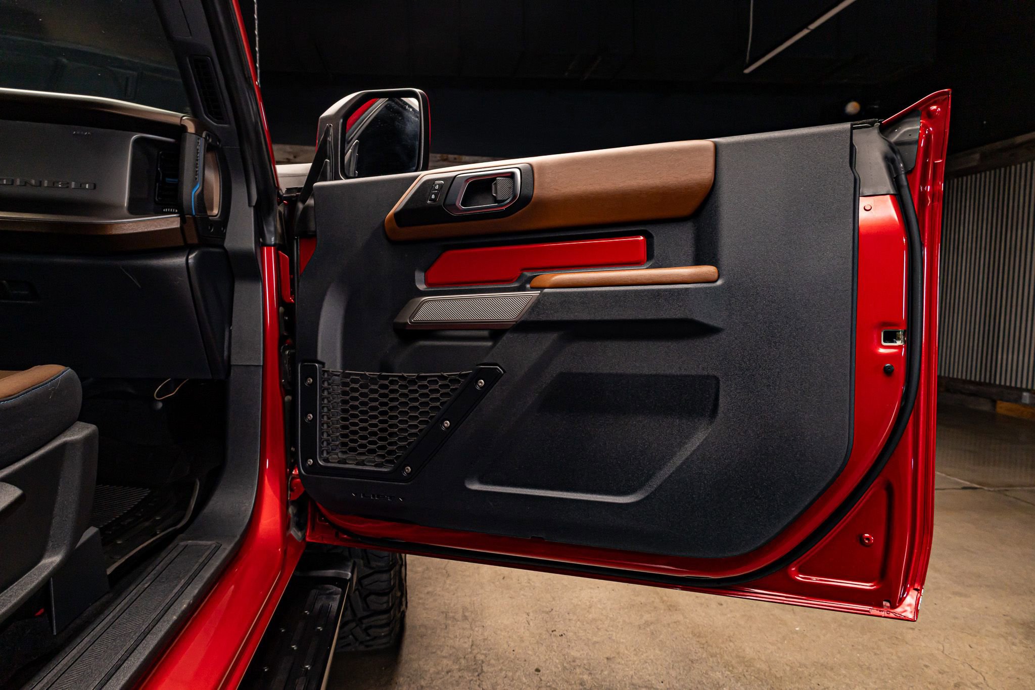 Used 2021 Ford Bronco Outer Banks image 23