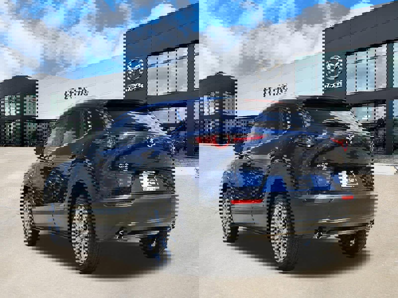 Used 2023 MAZDA CX-30 AWD 2.5 S w/ Preferred Package image 2