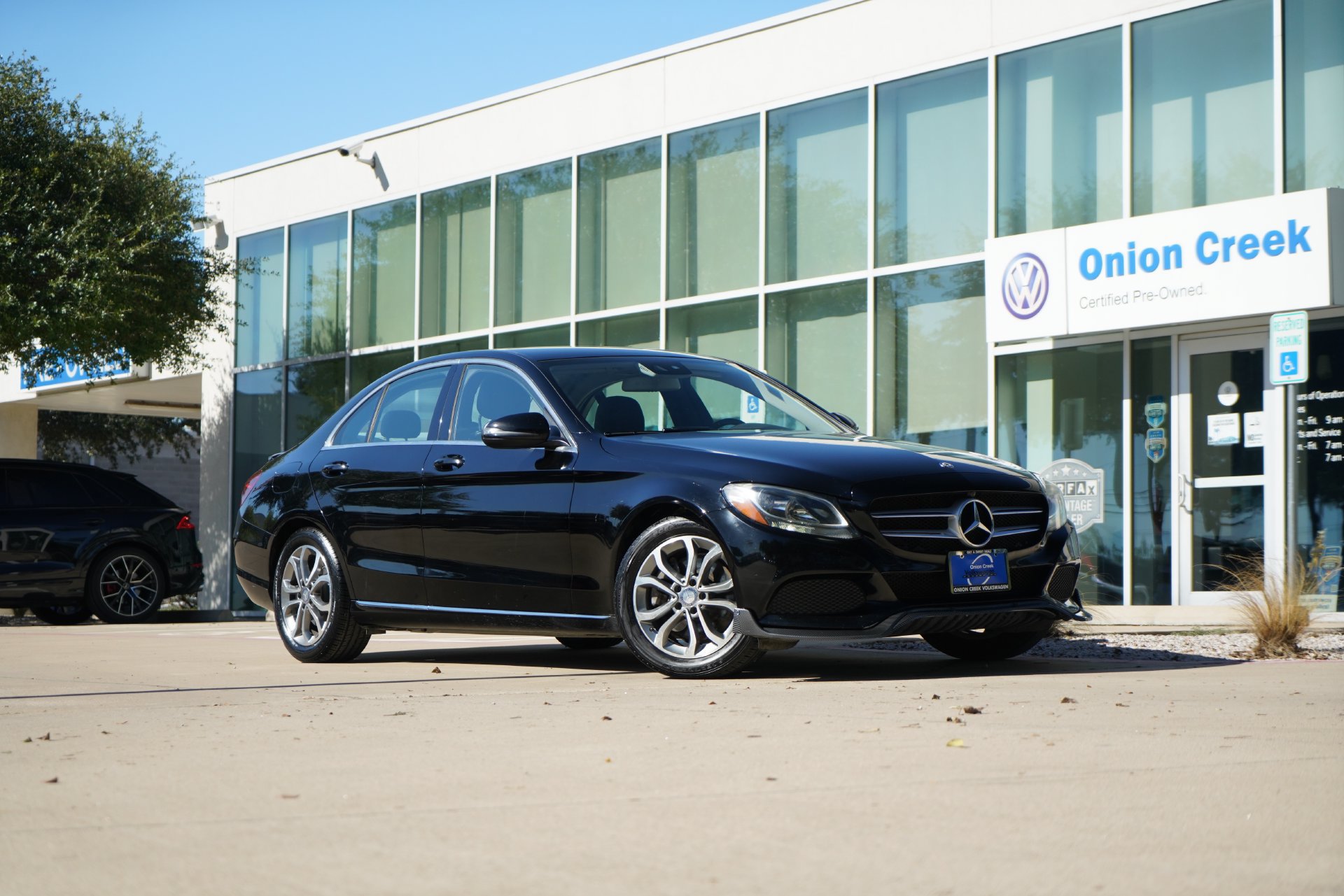 Used 2016 Mercedes-Benz C 300 Sedan image 1