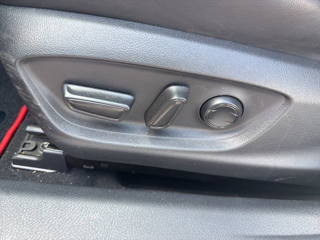 Used 2021 Toyota Avalon TRD image 18