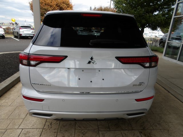 New 2025 Mitsubishi Outlander SEL image 6