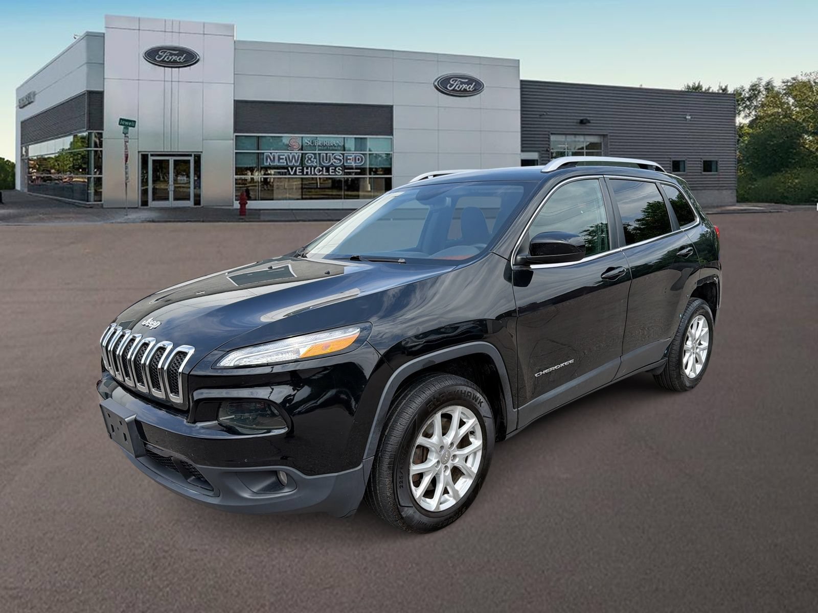 Used 2017 Jeep Cherokee Latitude w/ Cold Weather Group AWD/4WD image 4