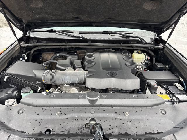 Used 2021 Toyota 4Runner SR5 image 32