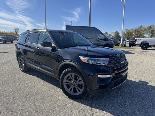 Certified 2023 Ford Explorer XLT w/ Equipment Group 202A