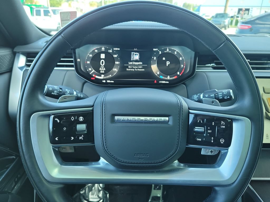 Certified 2025 Land Rover Range Rover Long Wheelbase Autobiography AWD/4WD image 29