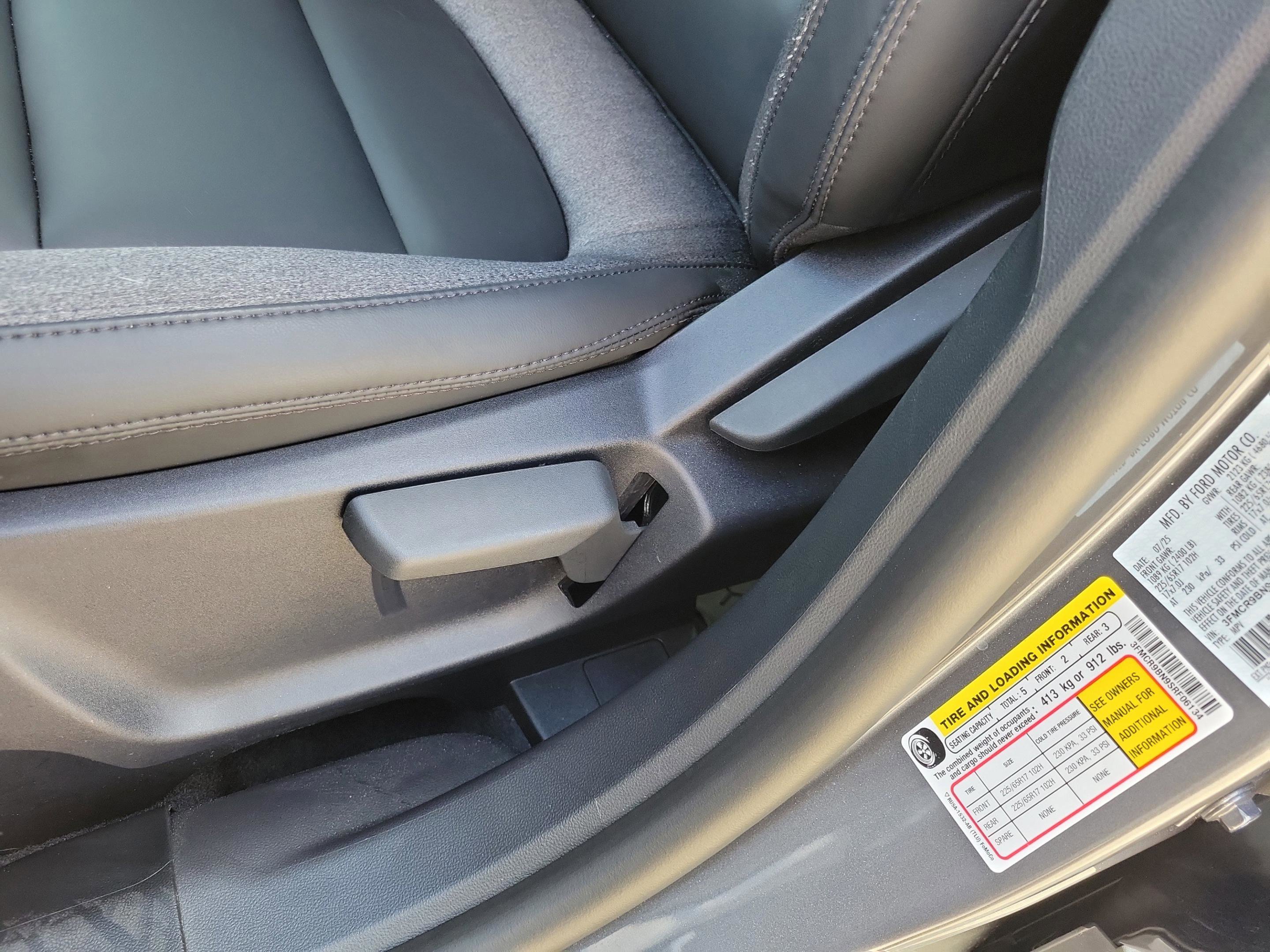 Used 2025 Ford Bronco Sport Big Bend w/ Black Appearance Package image 8