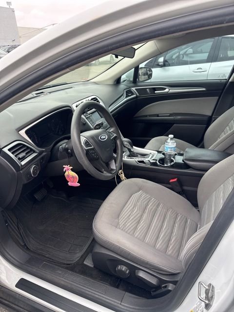 Used 2016 Ford Fusion S FWD image 5
