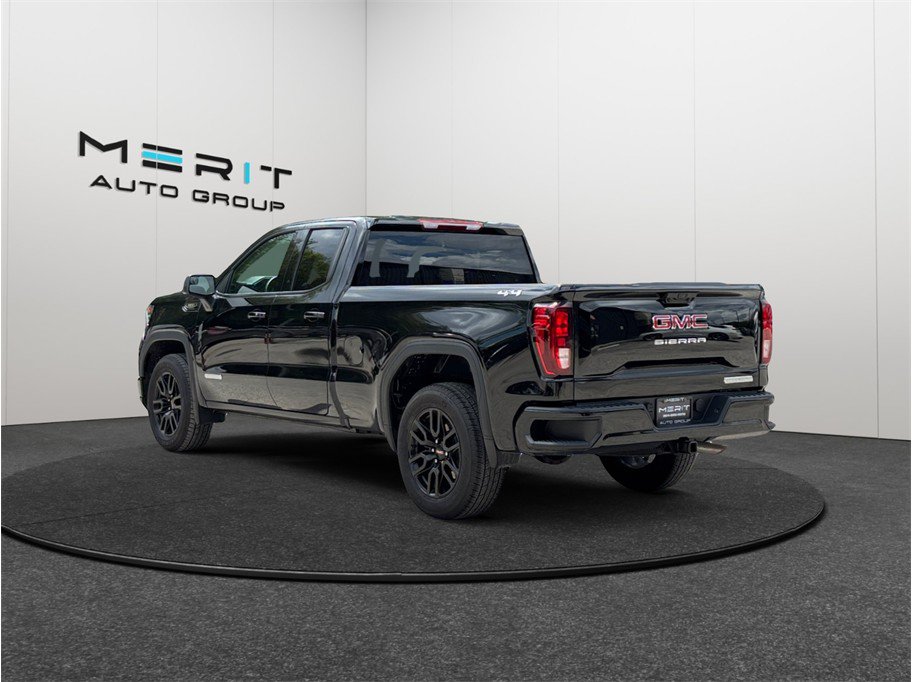 Used 2025 GMC Sierra 1500 Elevation AWD/4WD image 7
