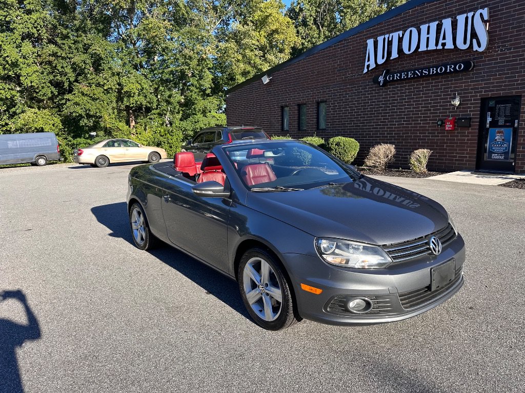 Used 2012 Volkswagen Eos Lux FWD image 1