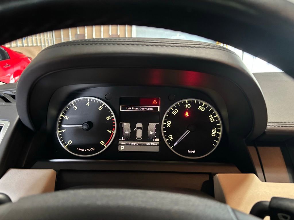 Used 2011 Land Rover Range Rover Sport HSE LUX image 13