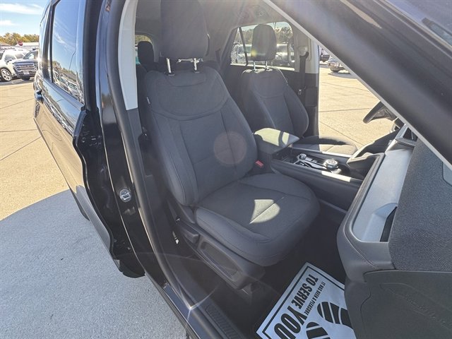 New 2026 Ford Explorer Active image 25