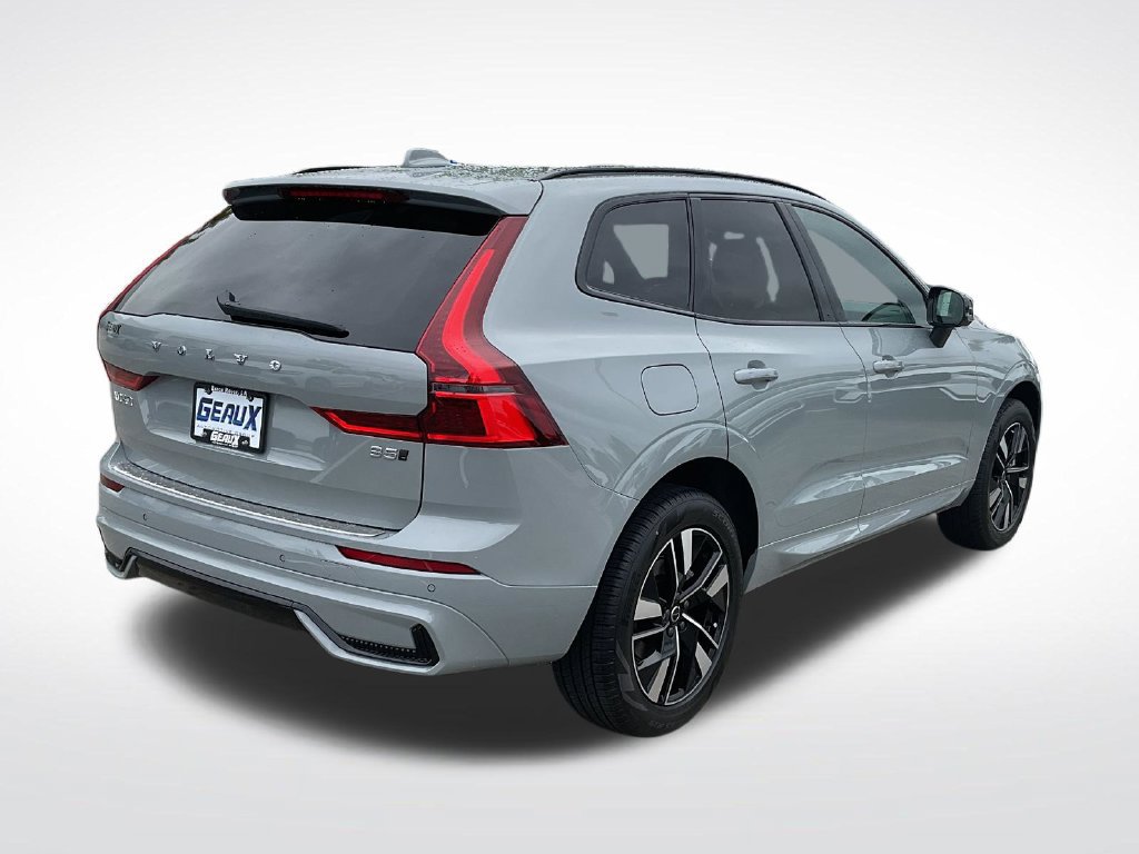 New 2027 Volvo XC60 B5 Core AWD/4WD image 7