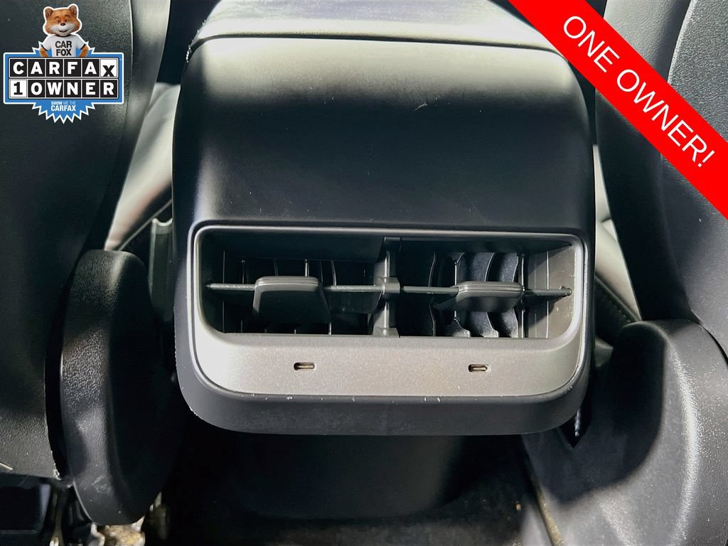Used 2021 Tesla Model Y Long Range AWD/4WD image 25