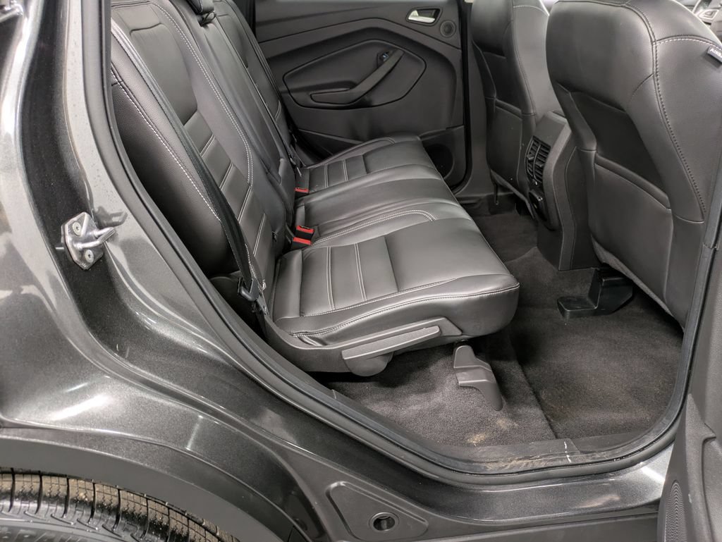 Used 2018 Ford Escape Titanium w/ Ford Safe & Smart Package AWD/4WD image 27