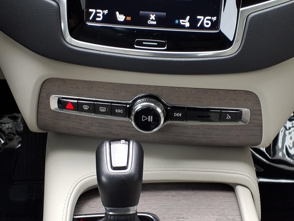 Certified 2022 Volvo XC90 T6 Inscription w/ Advanced Package AWD/4WD image 20