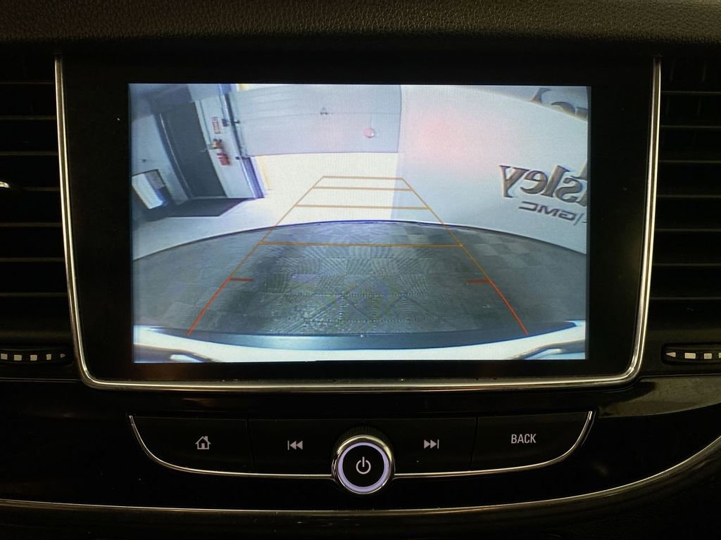 Used 2020 Buick Encore Preferred FWD image 17