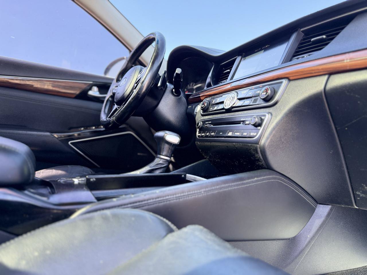 Used 2017 Kia Cadenza Technology FWD image 7