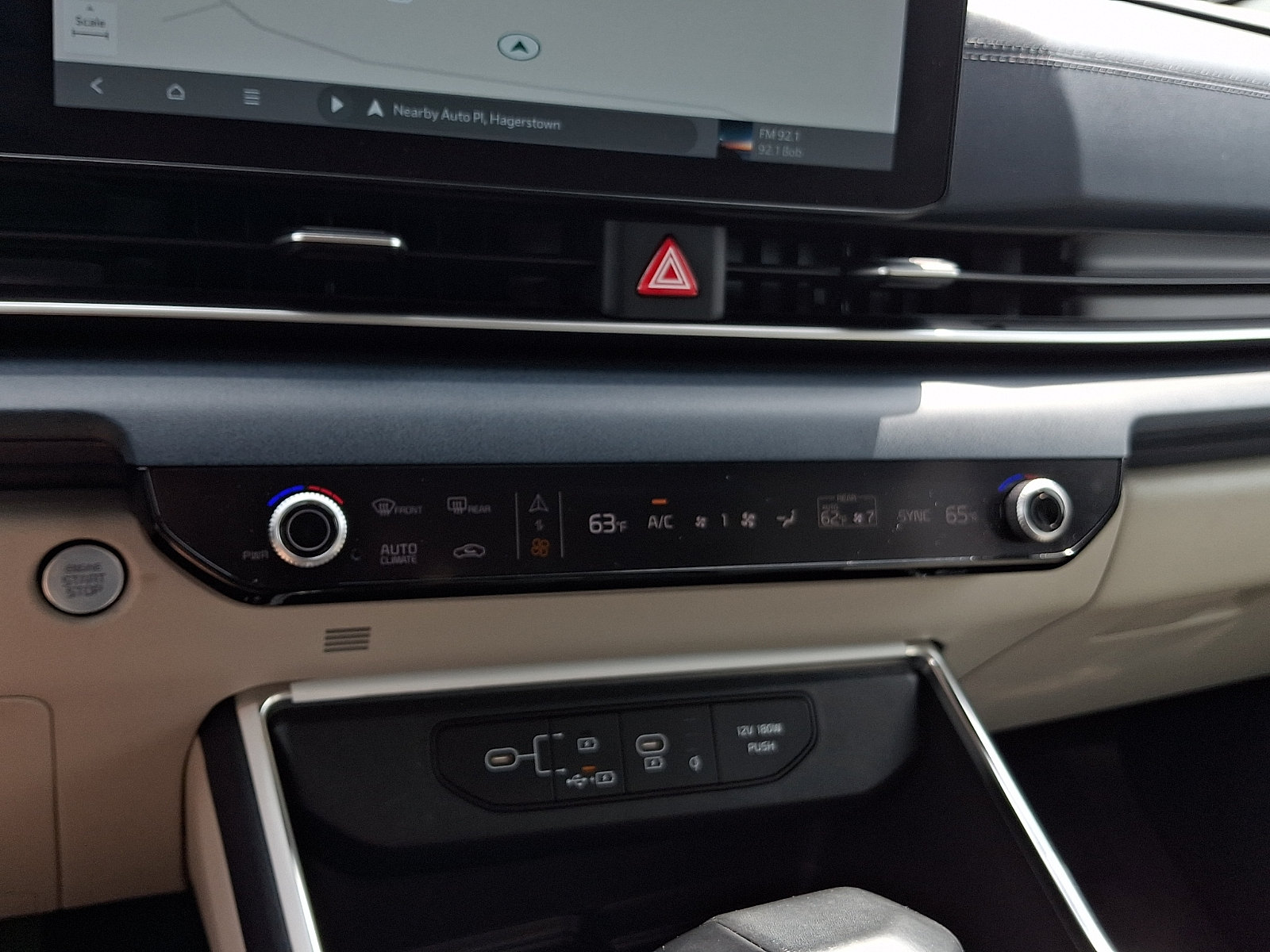 Certified 2025 Kia Carnival EX FWD image 16