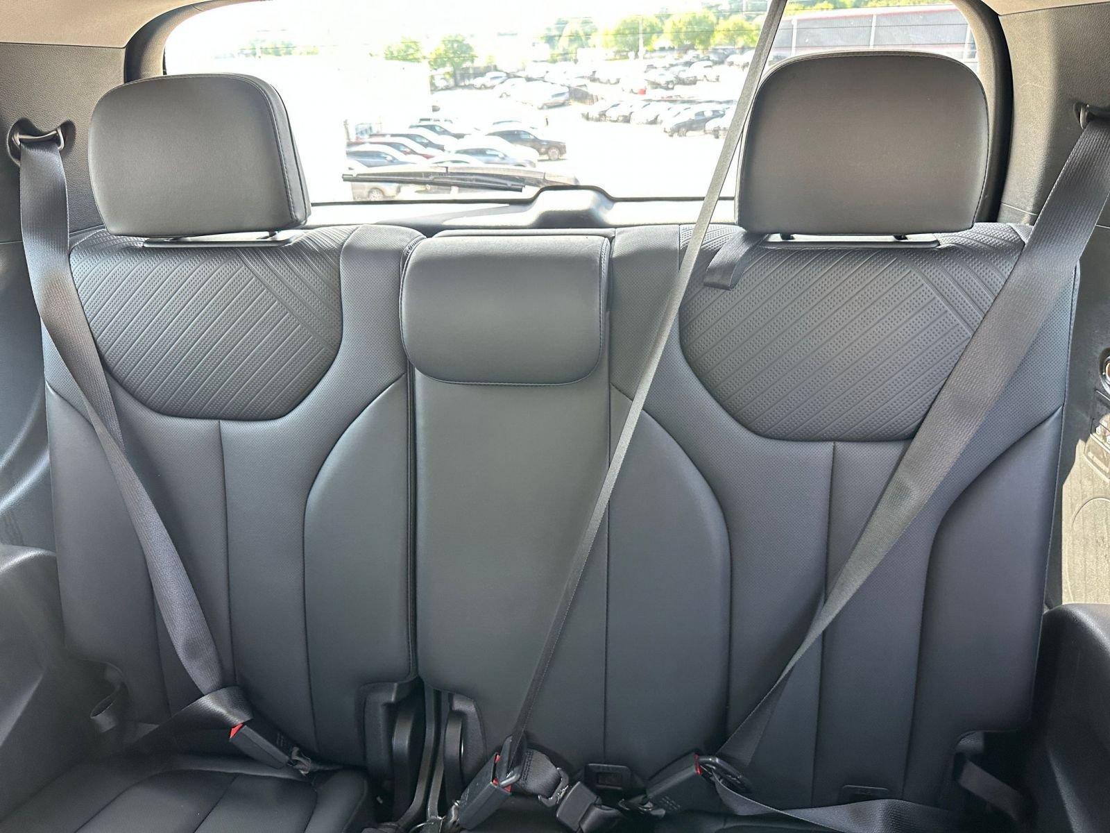 Used 2025 Hyundai Palisade SEL FWD image 32