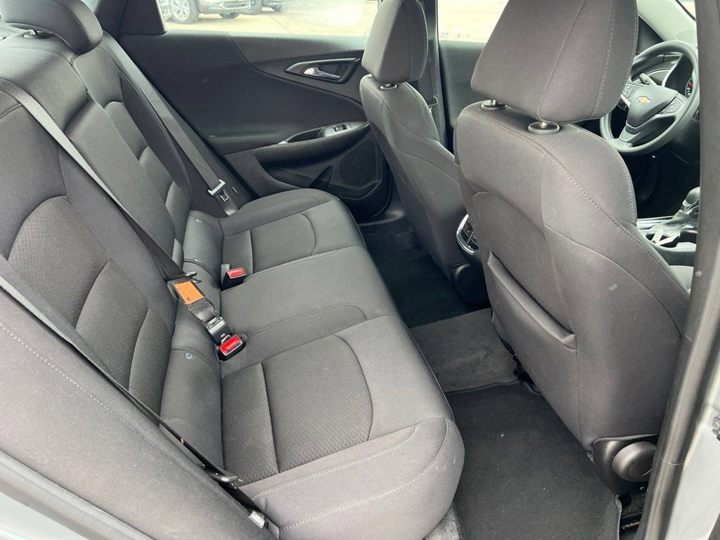 Used 2023 Chevrolet Malibu LT FWD image 31