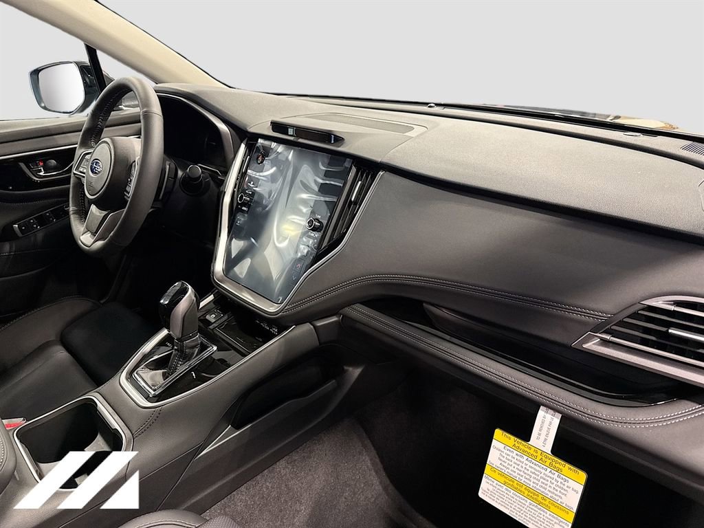 Certified 2025 Subaru Outback Limited image 32