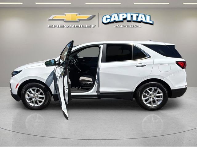 Used 2023 Chevrolet Equinox LT w/ LPO, Floor Liner Package FWD image 14