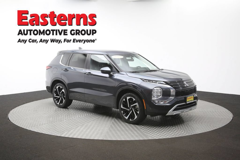 Used 2024 Mitsubishi Outlander SE FWD image 50