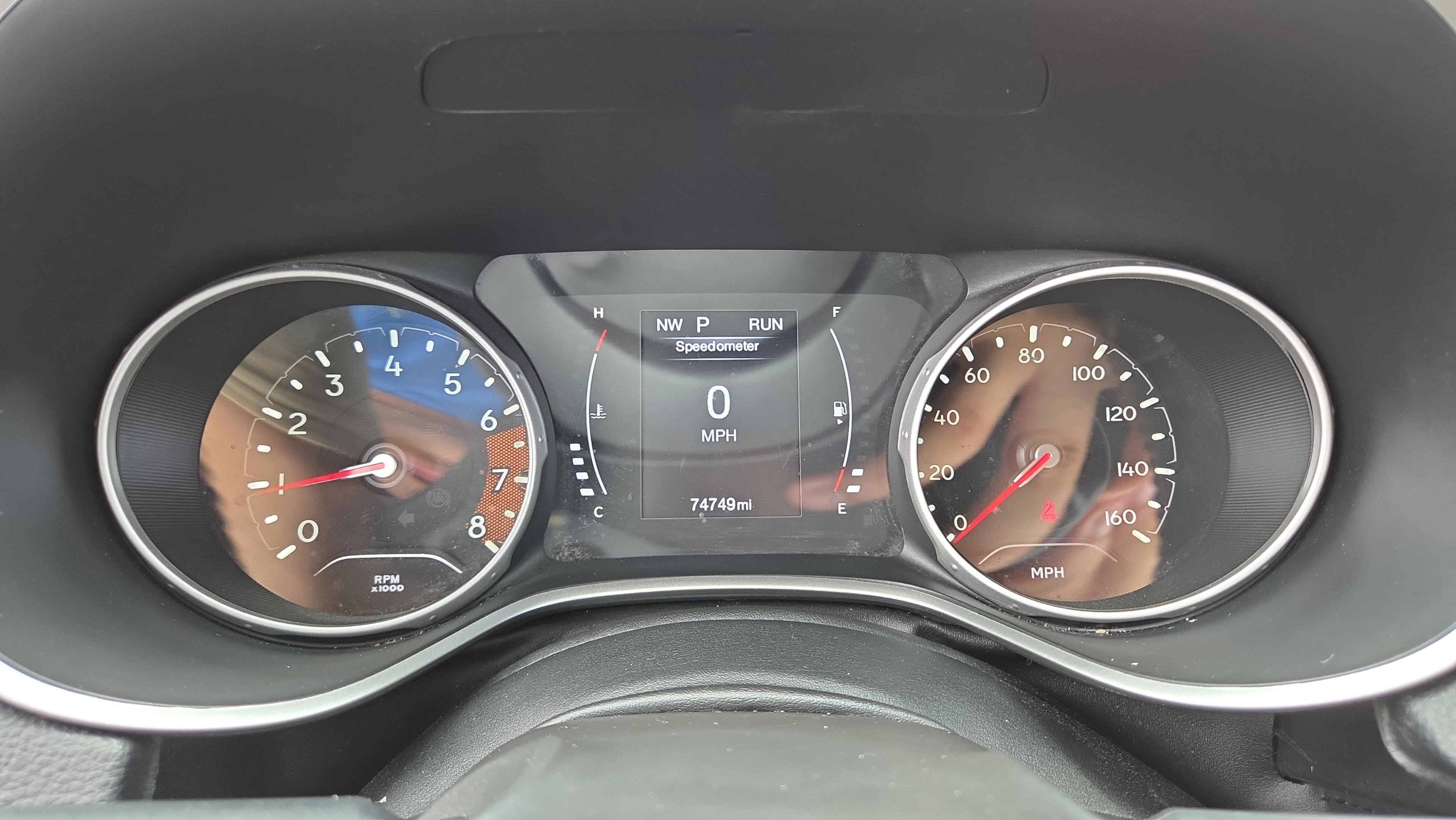 Used 2020 Jeep Compass Latitude FWD image 24