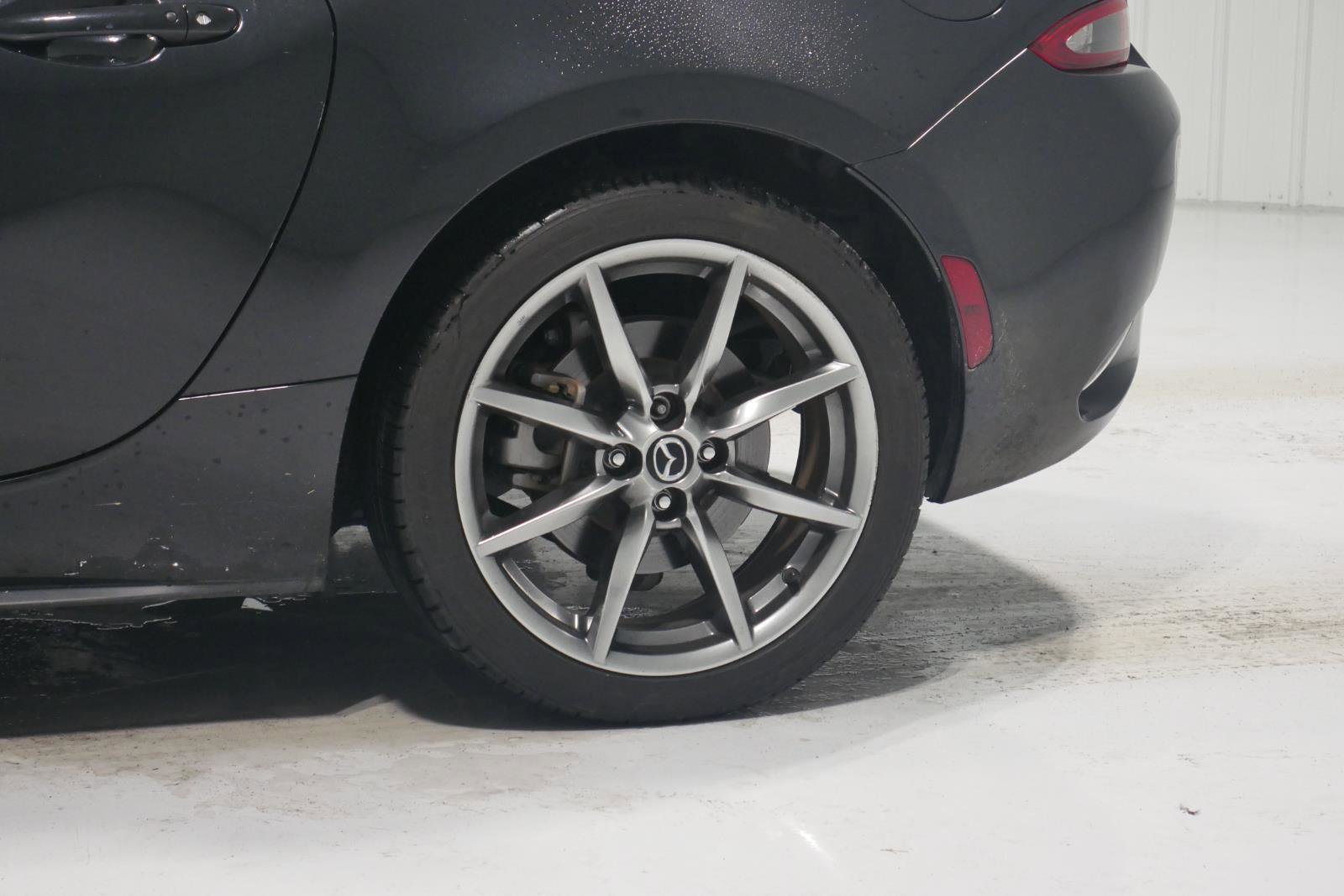 Used 2021 MAZDA MX-5 Miata RF Grand Touring image 22