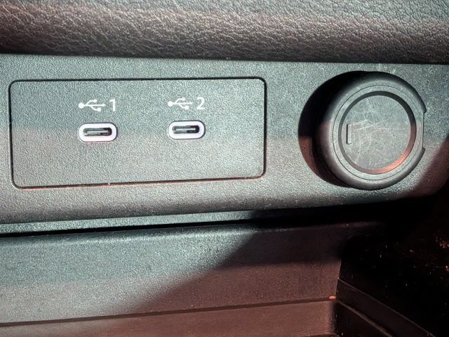 Used 2024 Nissan Rogue SV FWD image 29