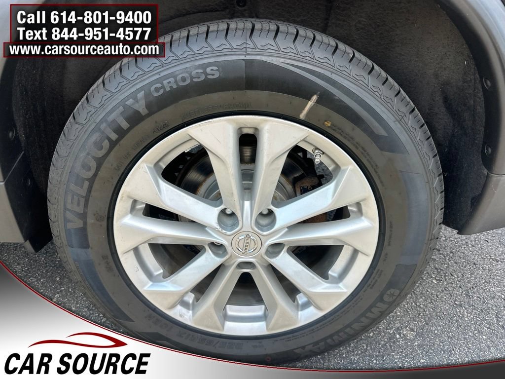 Used 2016 Nissan Rogue SV w/ SV Premium Package AWD/4WD image 21