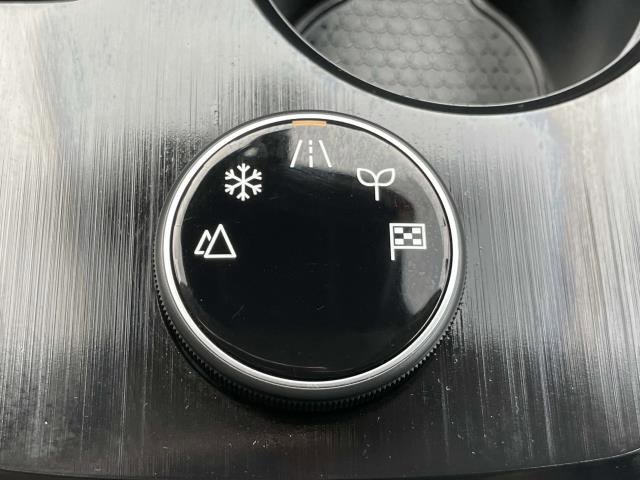 Certified 2023 Nissan Rogue SV image 32