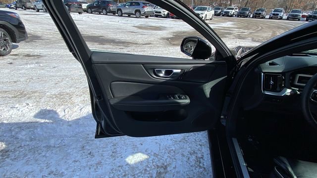 Used 2025 Volvo S60 T8 Ultra AWD/4WD image 14