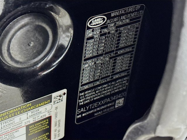 Certified 2023 Land Rover Range Rover Velar R-Dynamic S image 34