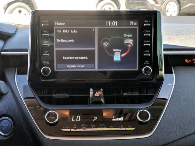 Used 2020 Toyota Corolla LE image 17