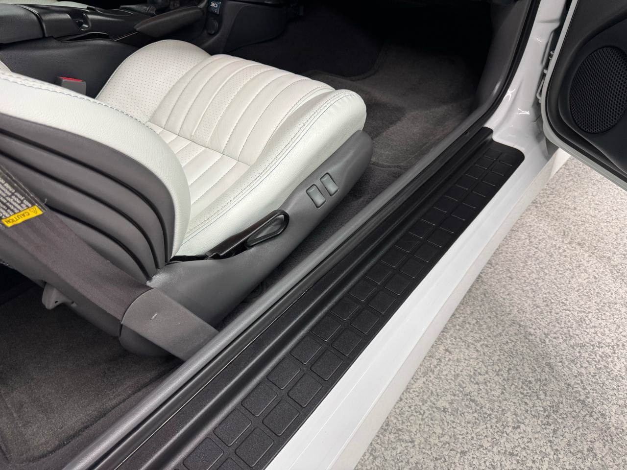 Used 1999 Pontiac Firebird Formula RWD image 60