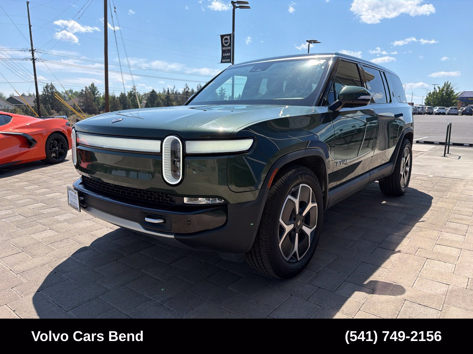 Used 2024 Rivian R1S Adventure Dual AWD/4WD image 4