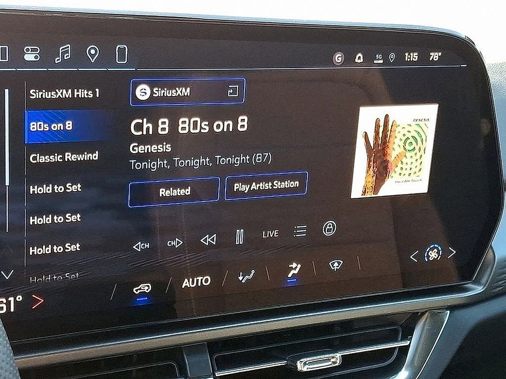 New 2026 Chevrolet Equinox EV LT image 12