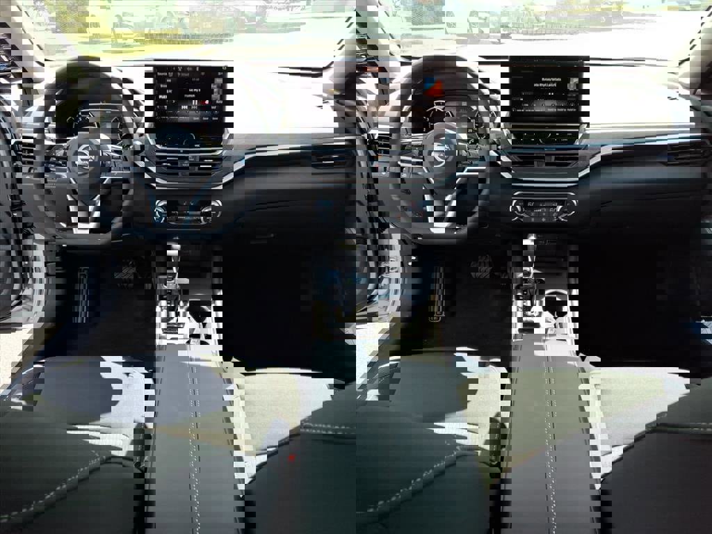 New 2025 Nissan Altima 2.5 SV w/ SV Premium Package image 7