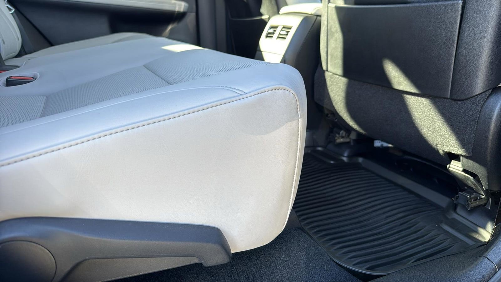 Used 2022 Lexus RX 350 FWD w/ Premium Package image 26