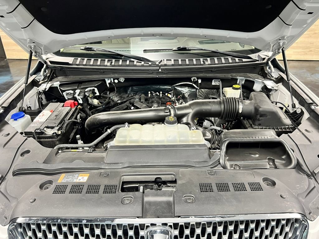 Used 2023 Lincoln Navigator Reserve AWD/4WD image 29