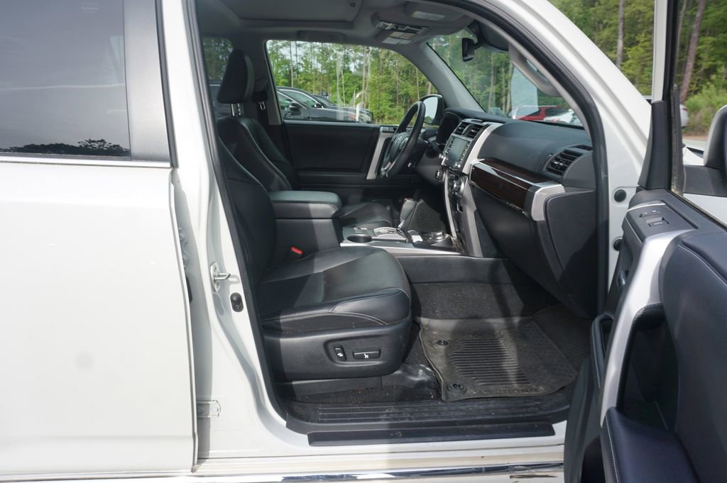Used 2023 Toyota 4Runner Limited image 17