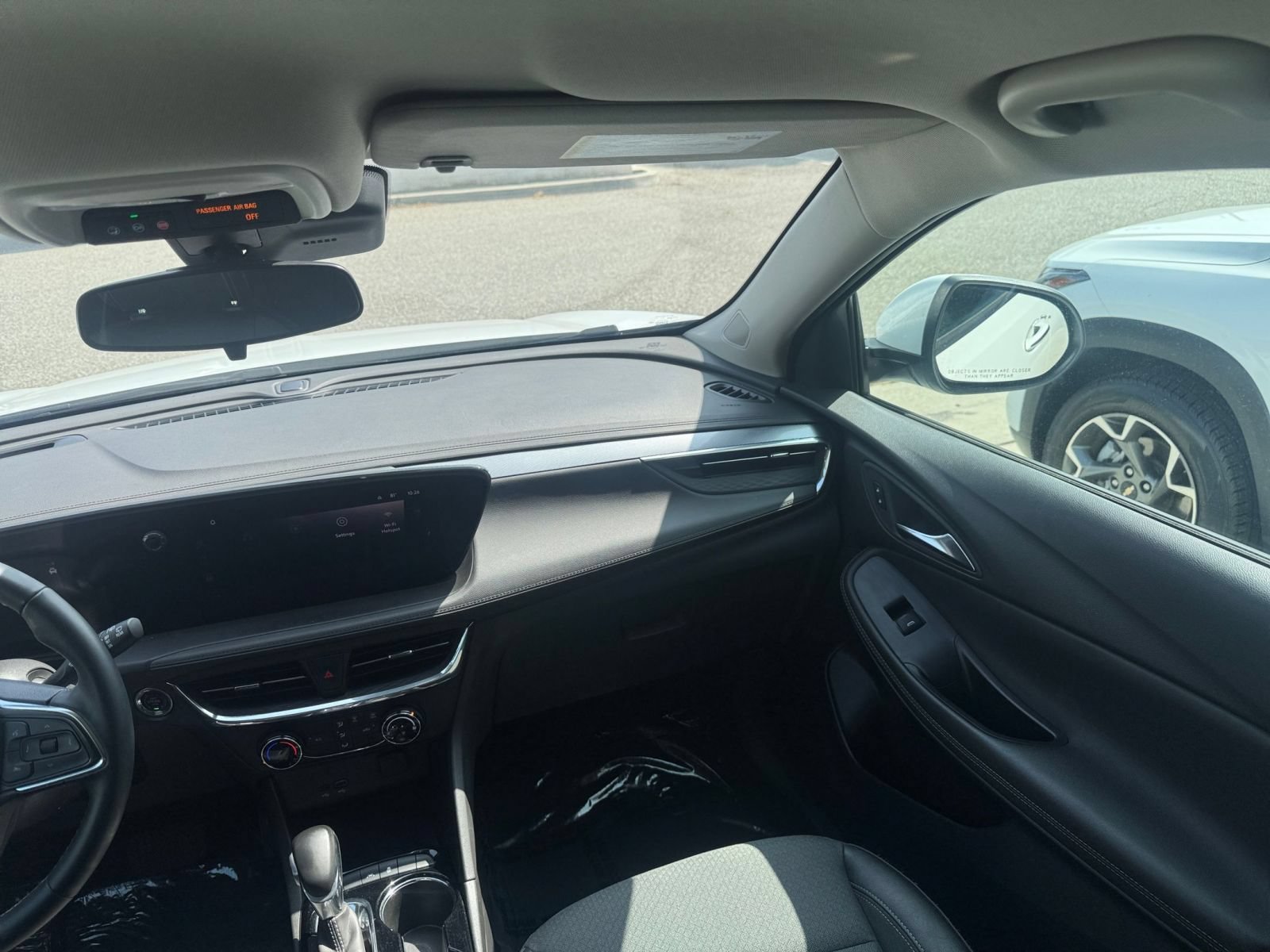 Used 2025 Buick Encore GX Preferred FWD image 35
