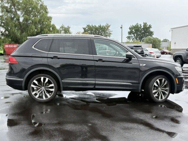 Used 2020 Volkswagen Tiguan SEL Premium R-Line AWD/4WD image 16