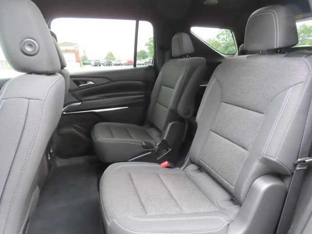 Used 2025 Chevrolet Traverse LT AWD/4WD image 24
