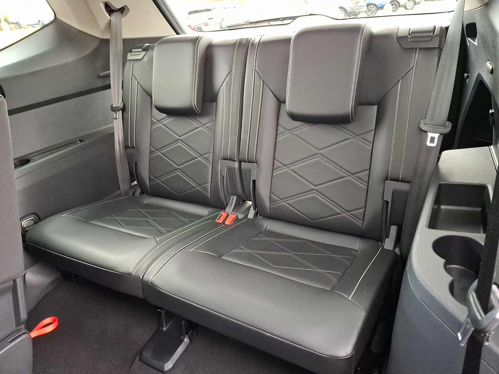 Used 2024 Volkswagen Atlas SE image 11